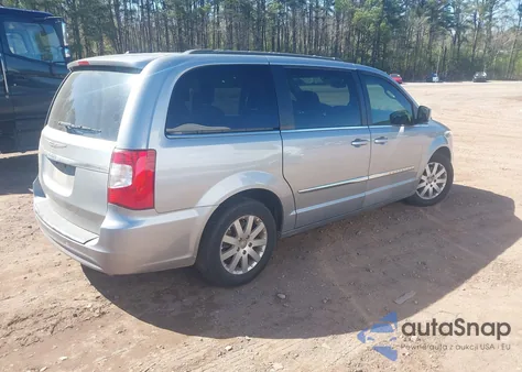 2016 Chrysler Town & Country Touring из США, поврежденный, VIN 2C4RC1BG4GR267981